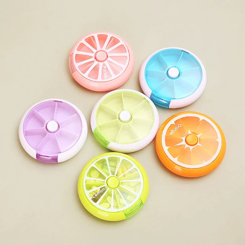 Mini caja portátil para pastillas de vitaminas, organizador de almacenamiento para 7 días, 7 compartimentos, para medicinas y aceites de pescado.